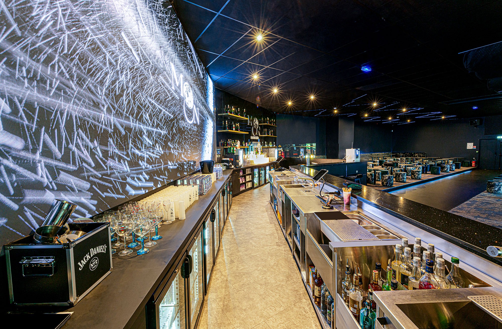 station-bar-inox-discotheque-nantes