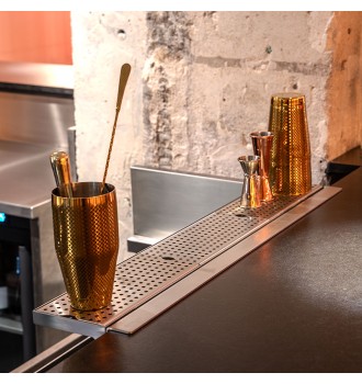 Cocktail preparation grid support at the counter