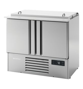 Mini table réfrigérée positive avec 9 bacs GN pour préparation salades 2 portes