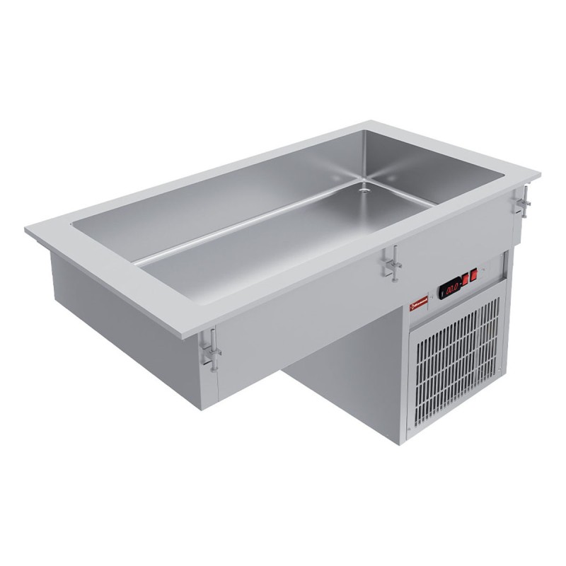 Refrigerated tank elements