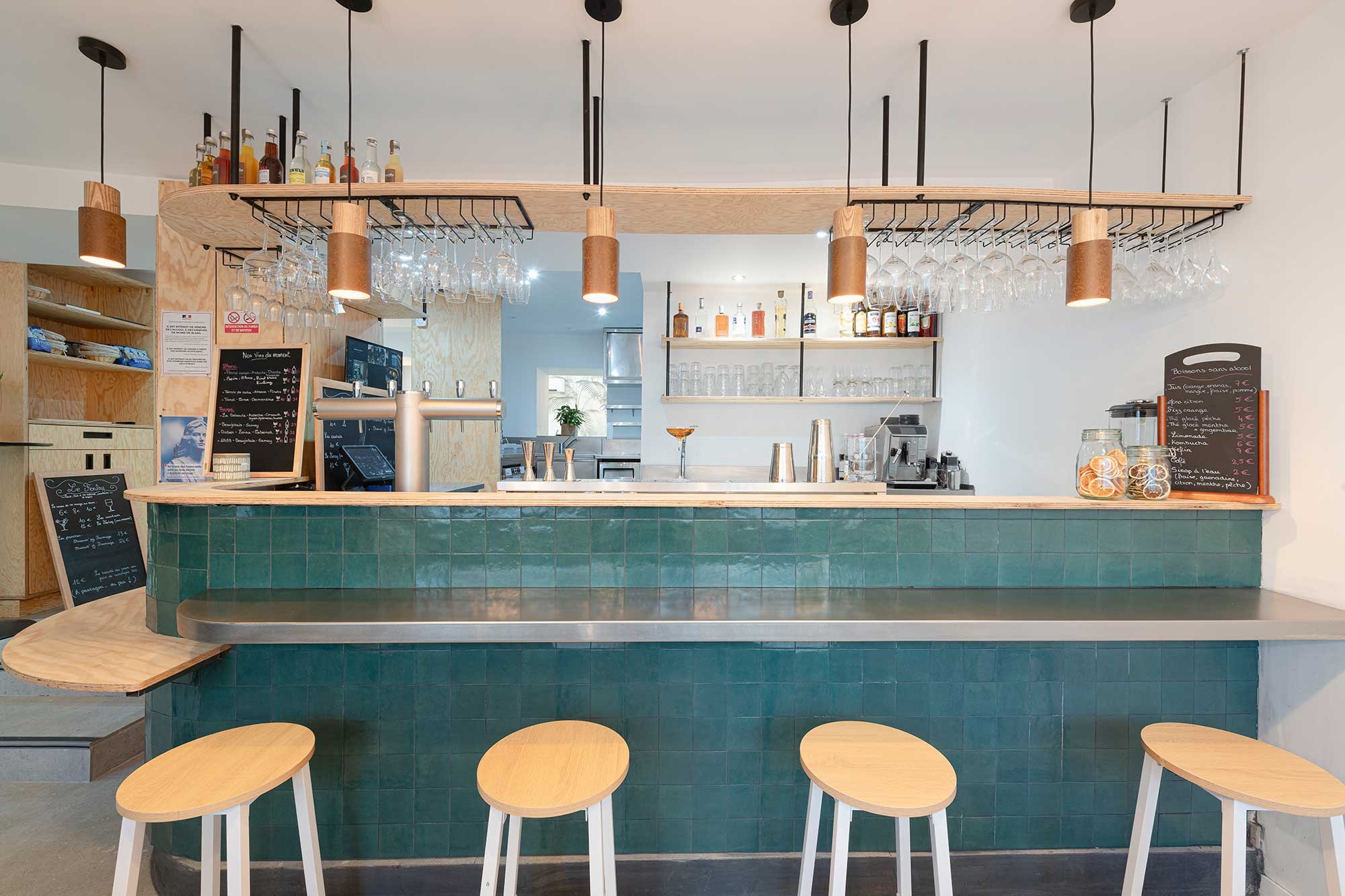  Bar à vin et office cuisine 