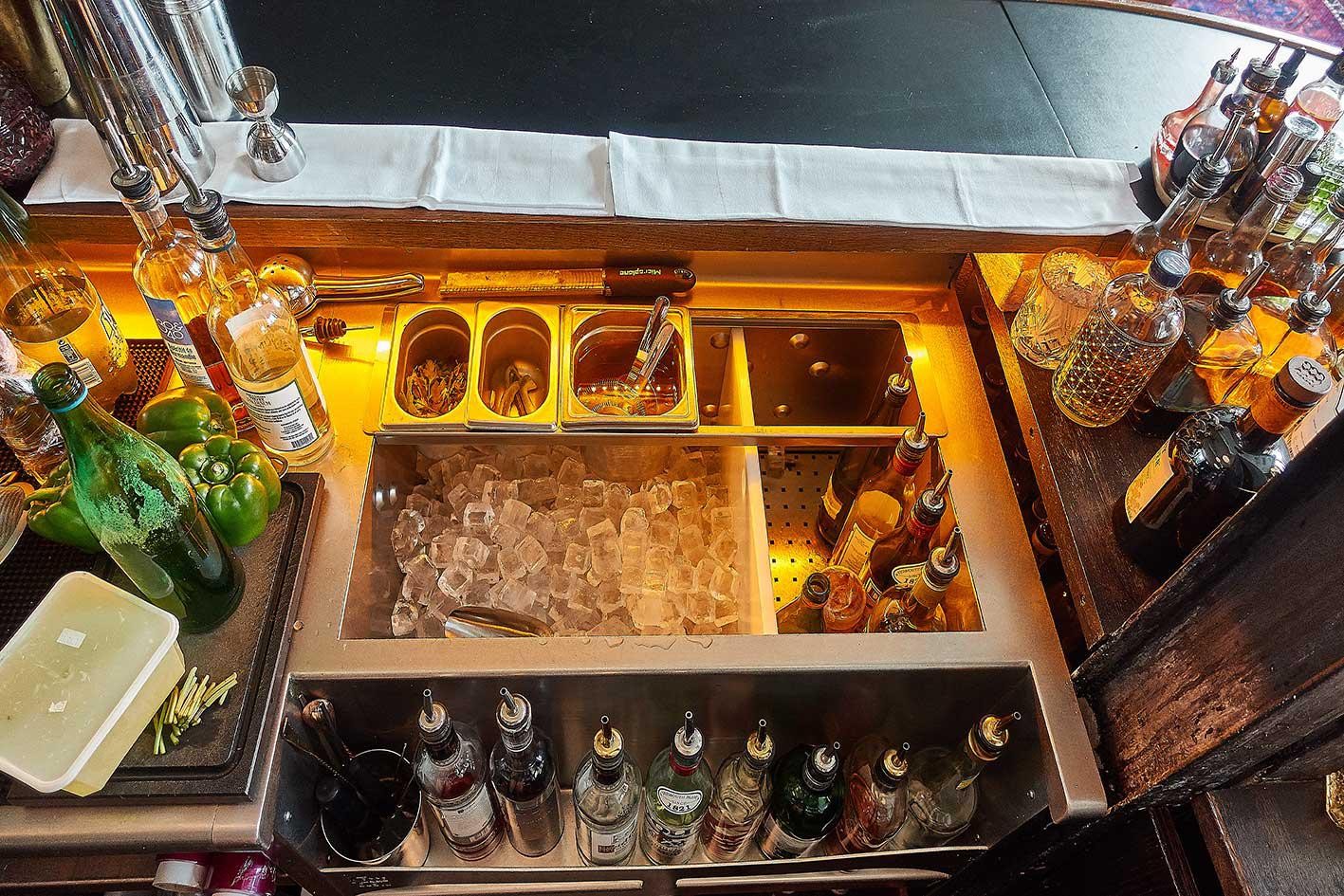 station de bar a cocktail