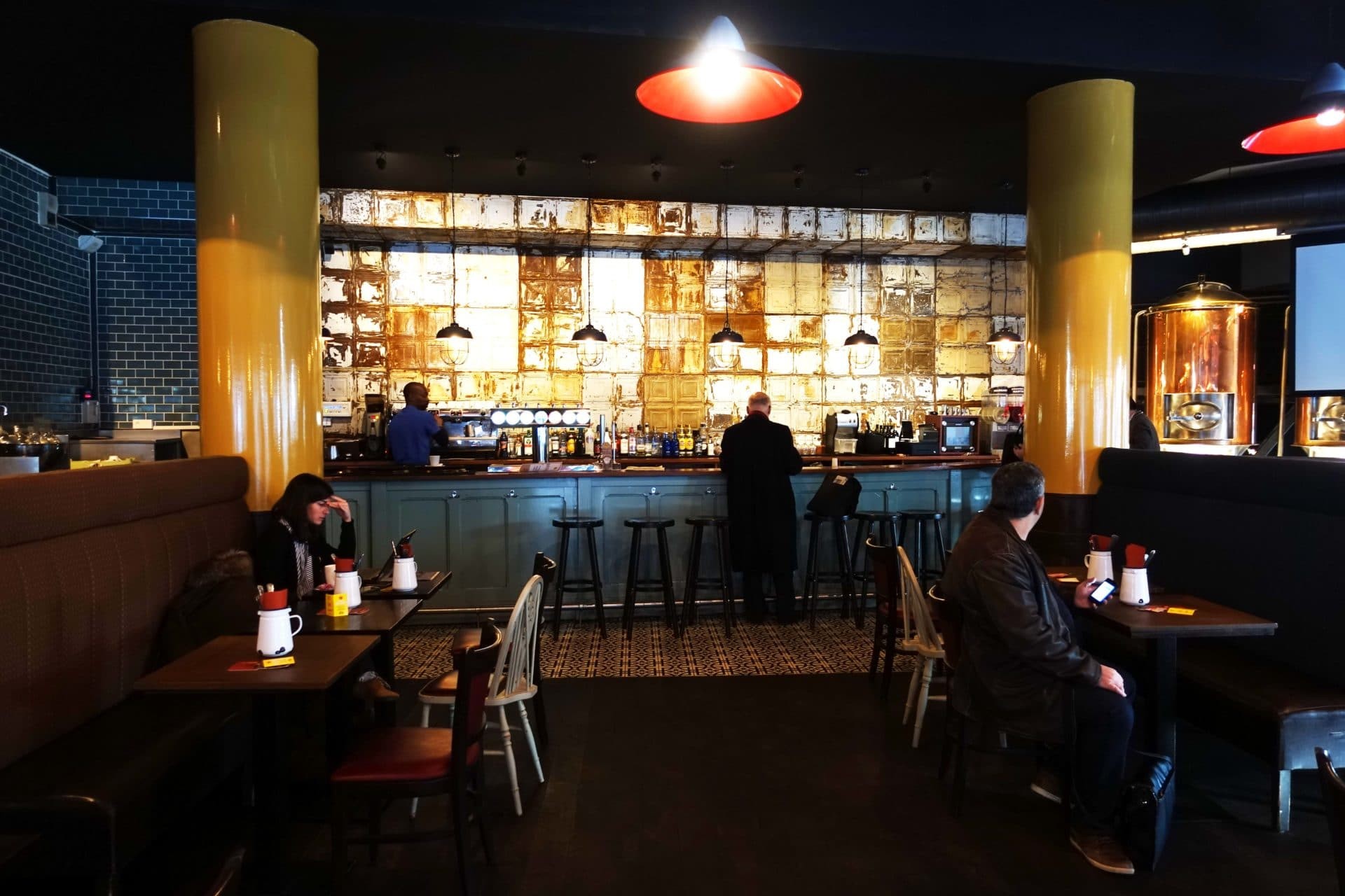 Agencement comptoir de bar
