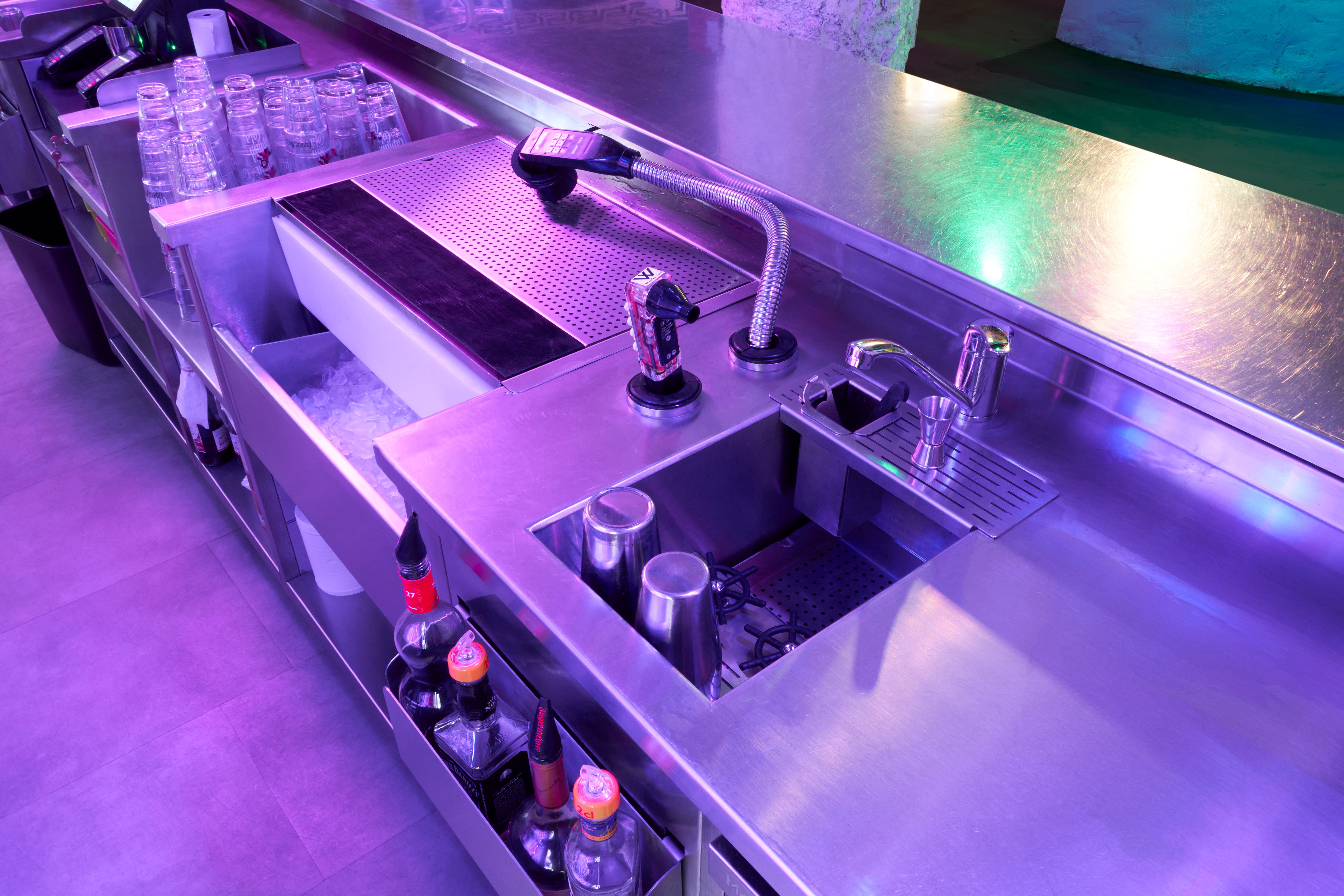 station cocktail en inox avec soda gun