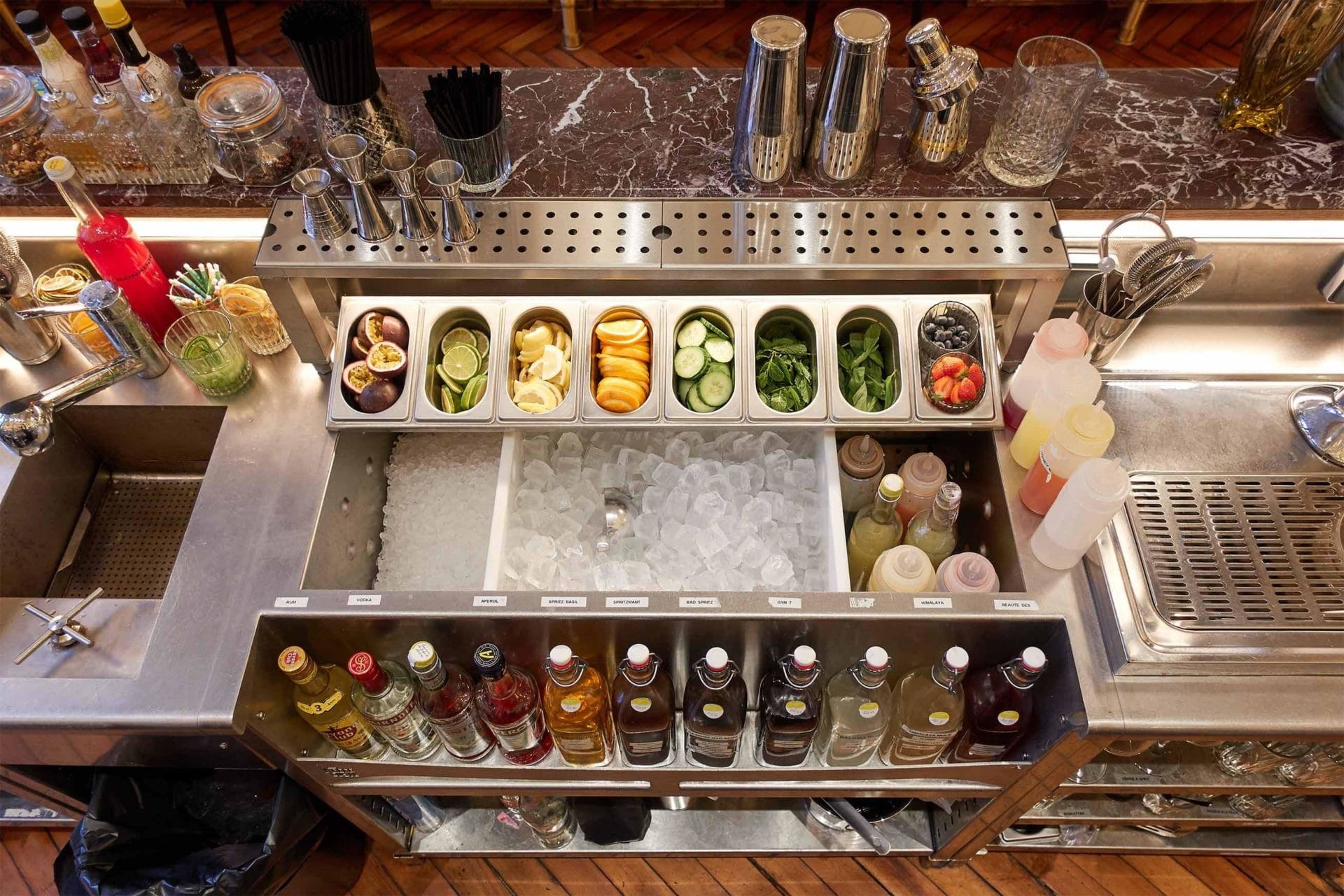 Station cocktail avec mise en place