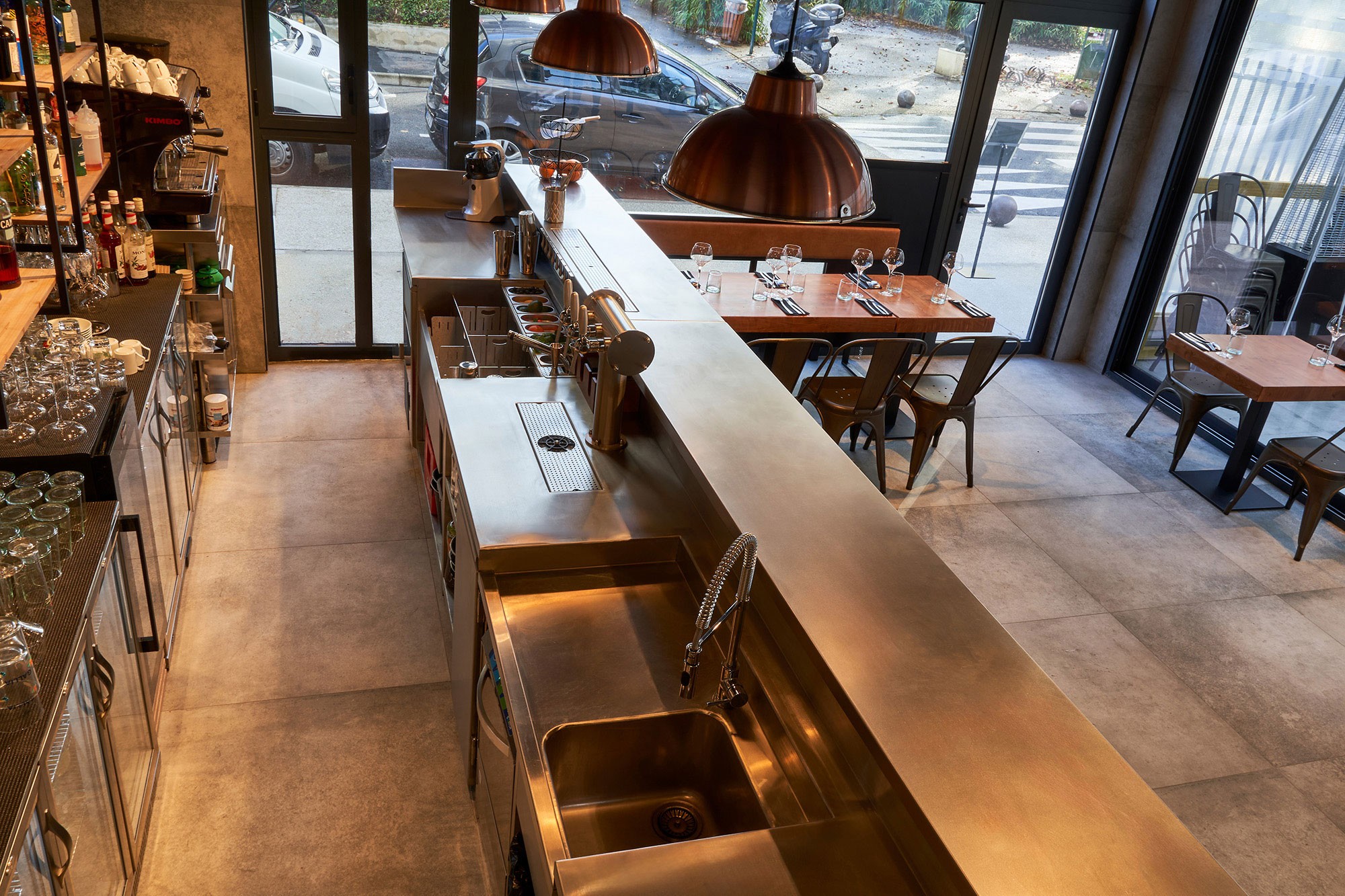  station de bar de restaurant 