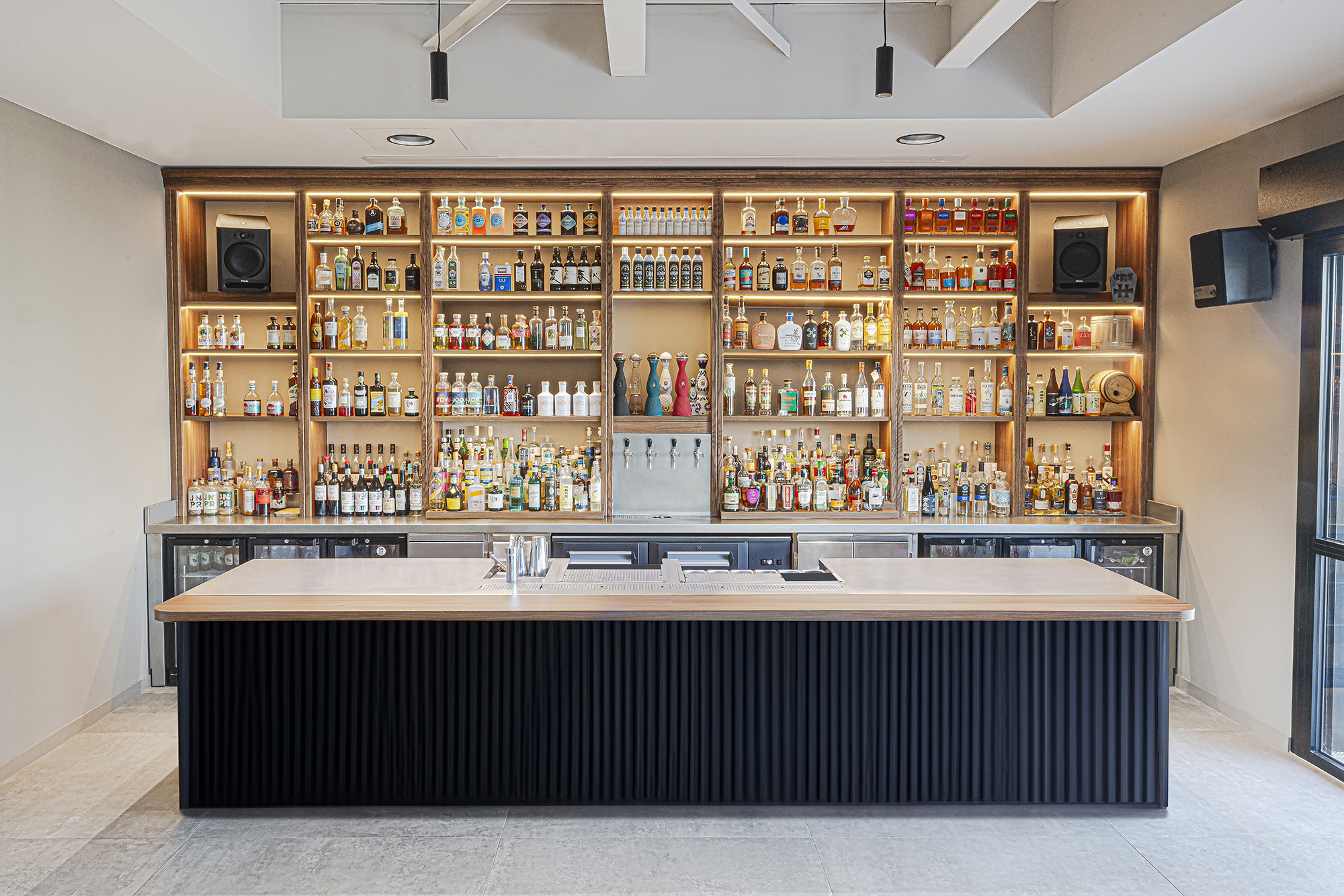 Station de bar de showroom